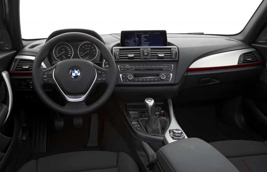  BMW 118i Sport Line 2011 года  (фото 130 из 185)